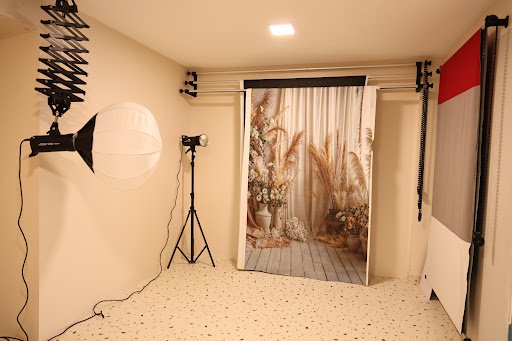 Unique snaps photo studio Unique snaps photo studio