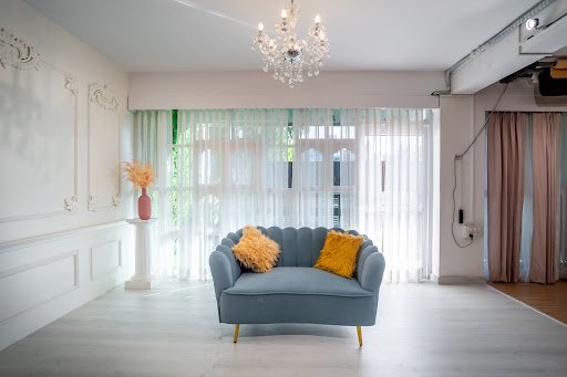 Clicks on Rent- A photoshoot location in Delhi