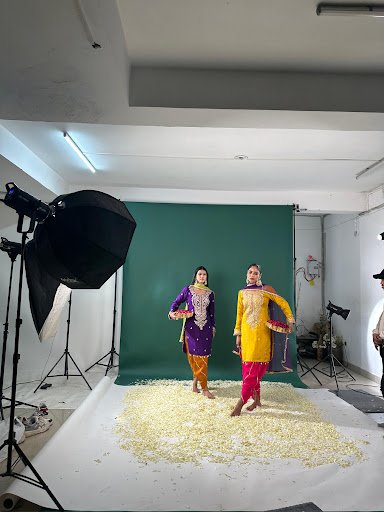 A1 Photography Studio on Rent