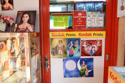 Max Photo Studio Max Photo Studio