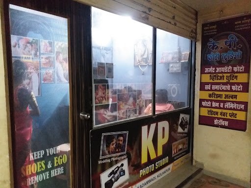 K P PHOTO STUDIO