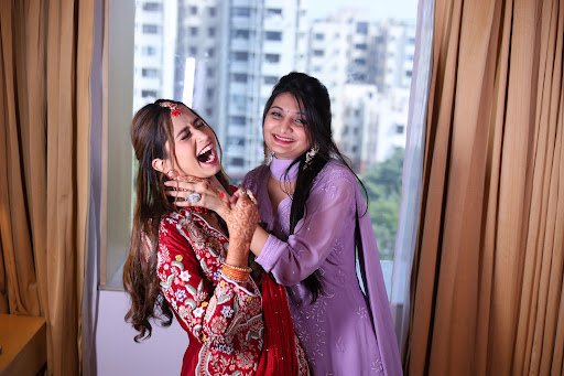 Royal Photo Studio & Customise Photo Gift Gallery