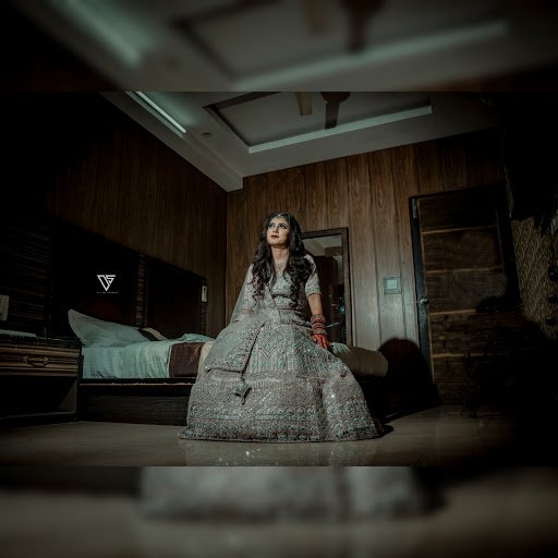 Divya Studio - Best Pre Wedding Photographers in Haridwar Divya Studio - Best Pre Wedding Photographers in Haridwar
