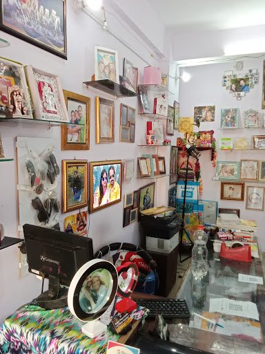 Mukul Photoshop and Photo Framing