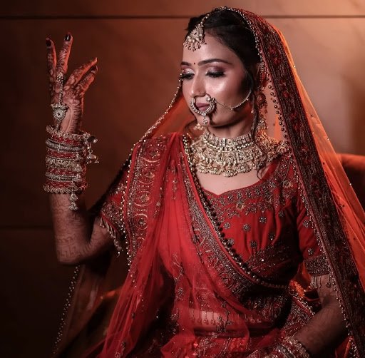 Moment makers studio