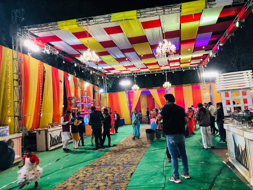 PHOTO STUDIO Girish DUBEY WEDDING STORIES