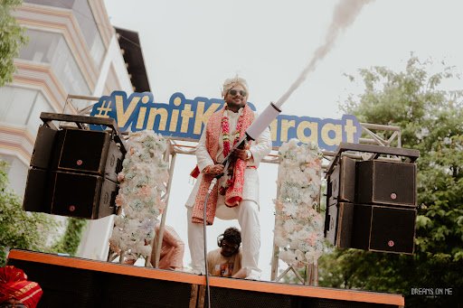 Dreams On Me Studio Dreams On Me Studio