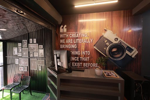 DREAMSCAPE STUDIO HUB