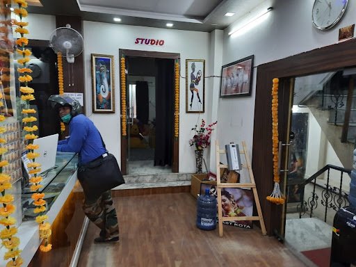 NEW MANJUSHREE STUDIO AND PHOTO LAB NEW MANJUSHREE STUDIO AND PHOTO LAB