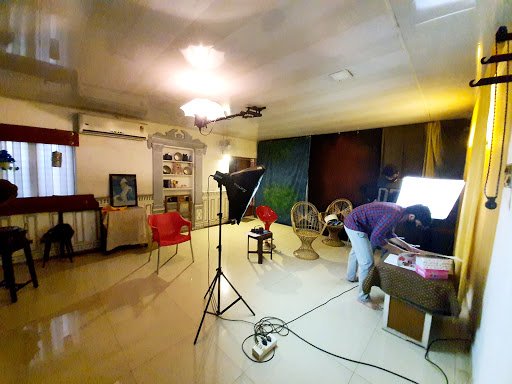 Devans Digital Studio and Q.S.S. Color Lab Devans Digital Studio and Q.S.S. Color Lab