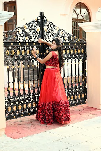 Amrita PicsTudio, Narmadapuram, Madhya Pradesh.