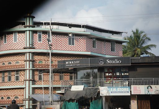 WINKSOF Ads & Weddings