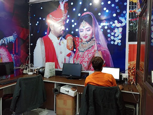 The Wedding Pictures