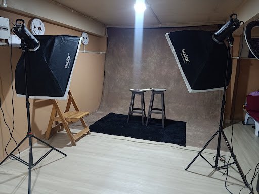 Khualsim Pictures Studio