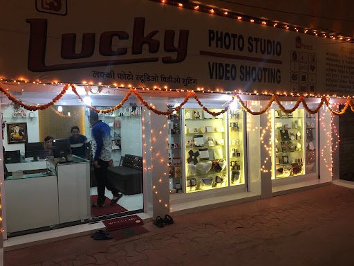 Lucky Photo Studio