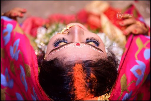 Studio Classic | Photographer