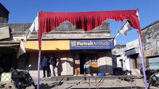 Portrait Art Studio