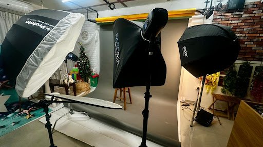 Catchlight Portraiture Film - Premium Headshots | Best Family & Kids Studio | Cinematic Videos | Corporate Events