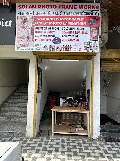 SOLAN PHOTO FRAME WORKS