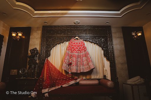 The Studio Om - Bhatar The Studio Om - Bhatar