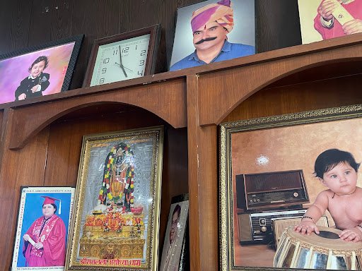 Agra Fine Art Studio Agra Fine Art Studio