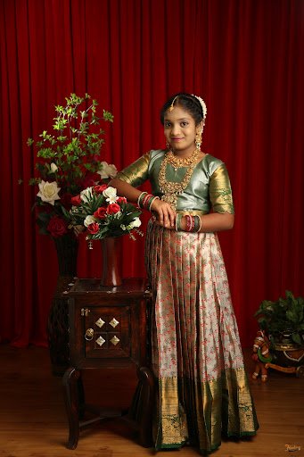 Filmdeewane - The Creative Portrait Studio