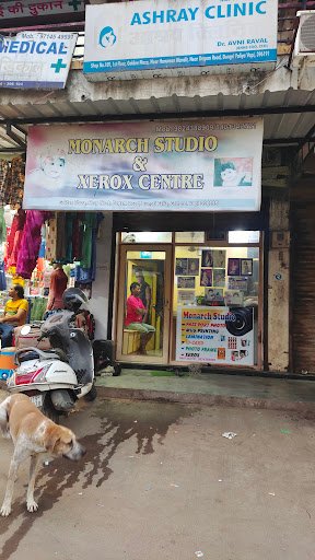 Monarch Photo Studio & Xerox Center