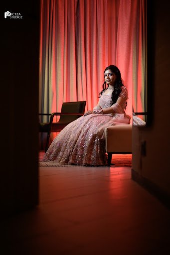 PICTZA STUDIOS PICTZA STUDIOS