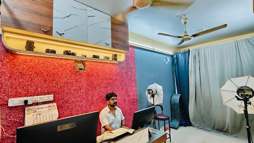 Sri Venkateswara Photo Studio Sri Venkateswara Photo Studio