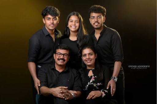 ANOOP UPAASANA PHOTOGRAPHY STUDIO ANOOP UPAASANA PHOTOGRAPHY STUDIO