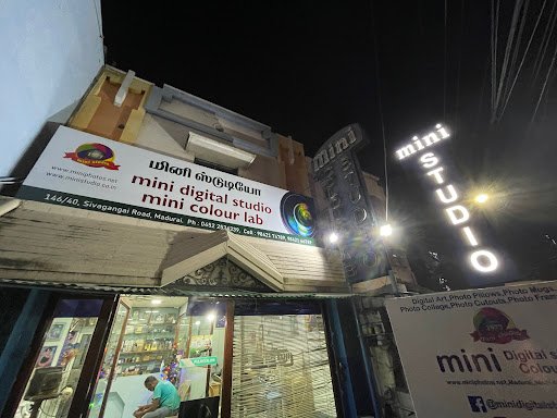 Mini Studio & Mini Photography