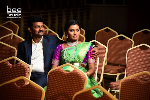 Bee studio photography Bee studio photography