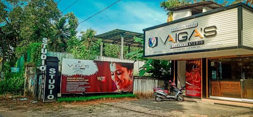 VAIGAS MODELING STUDIO