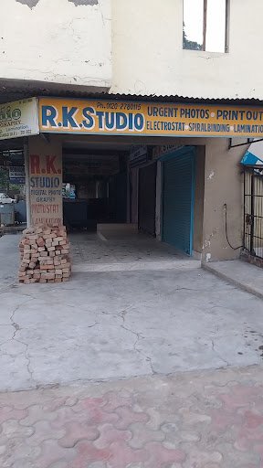 R K STUDIO