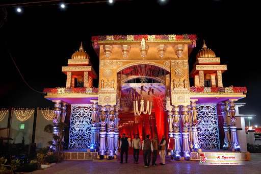 BHARAT PHOTOGRAPHY Studio A Square N Perfect Click