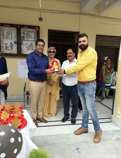 Hanny Photo Studio Hanny Photo Studio