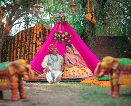 Click Studio Photography and Films - Best Wedding Photographer | Mathura - Vrindavan