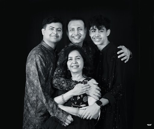 PERFECT PRINT PHOTO STUDIO || Photography and Videography, Passport and Visa Photo, Customized Gifts In Gota