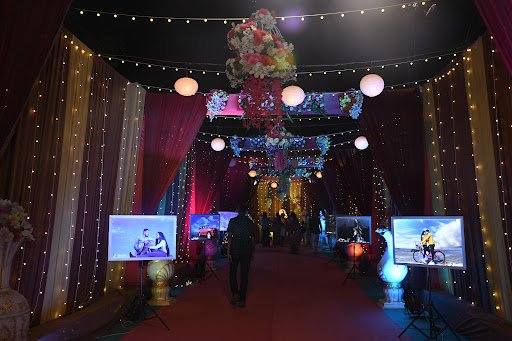 HVF Photo Studio Since-1985 Best Photography studio/ wedding Photographar/ Video graphy /Dj -Sound HVF Photo Studio Since-1985 Best Photography studio/ wedding Photographar/ Video graphy /Dj -Sound