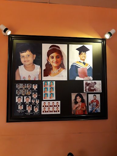 S-R Sarthak Photo Studio