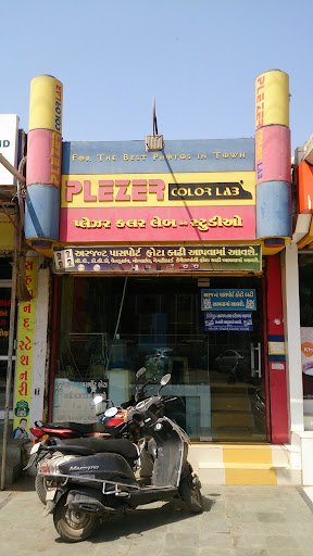 Plezer Color Lab