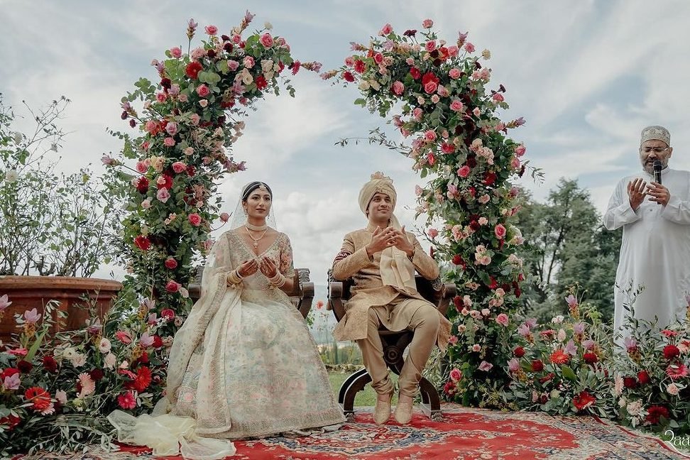 Photo Studio in Srinagar, India: Top 5 Professional Studios for Stunning Portraits & Events 6 photo studio in srinagar india top 5 professional studios for stunning portraits events